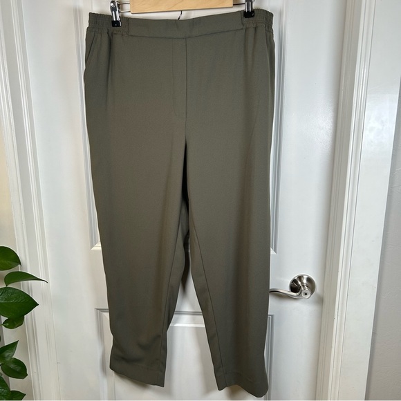 Anthropologie Olive Green Pull-On Cropped Trousers Women’s Size Large - Picture 3 of 10